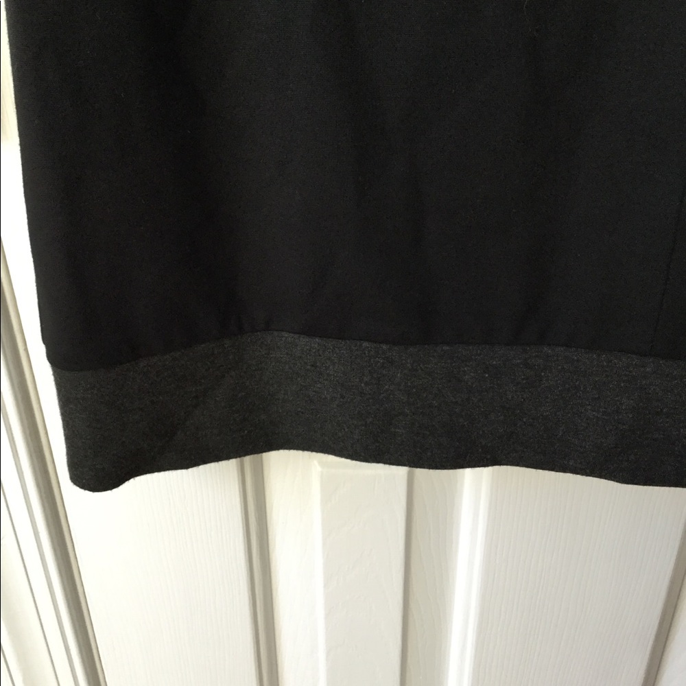 Trina Turk 10 Black/Gray Cap Sleeve Dress - Picture 3 of 6